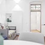 Cooper L Laubenhaus * Bolzano