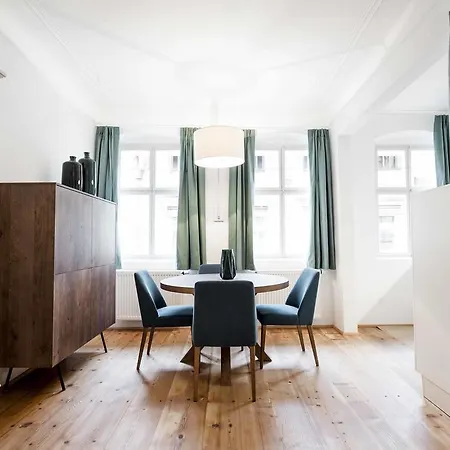 Cooper L Laubenhaus アパート