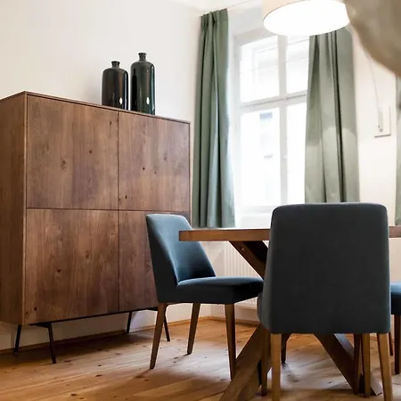 Cooper L Laubenhaus 公寓 博尔扎诺