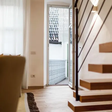 Cooper L Laubenhaus *