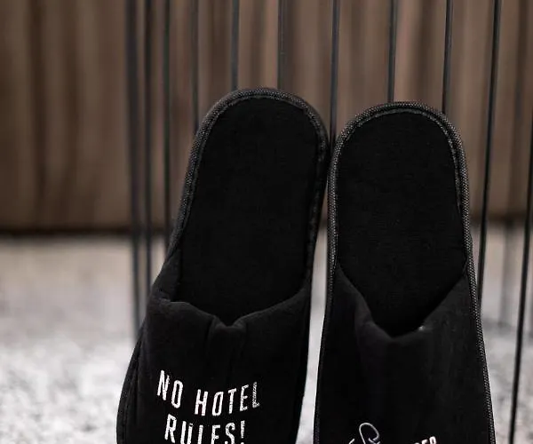 Cooper L Laubenhaus Bolzano