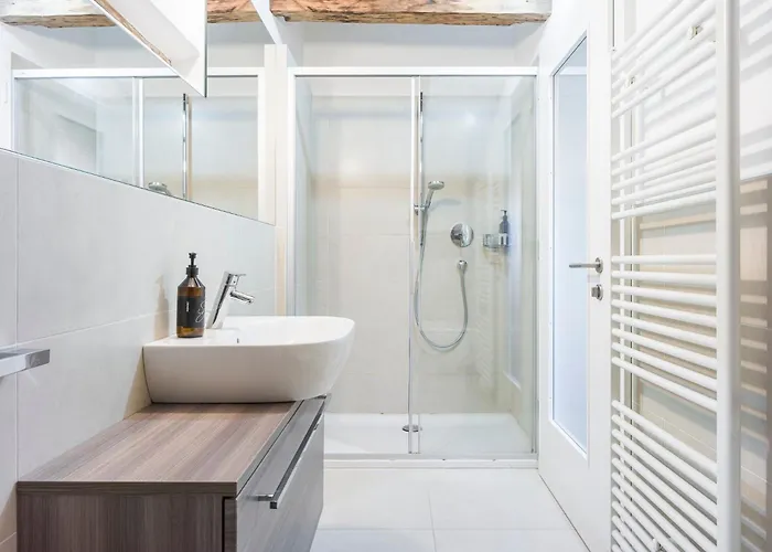 Cooper L Laubenhaus *